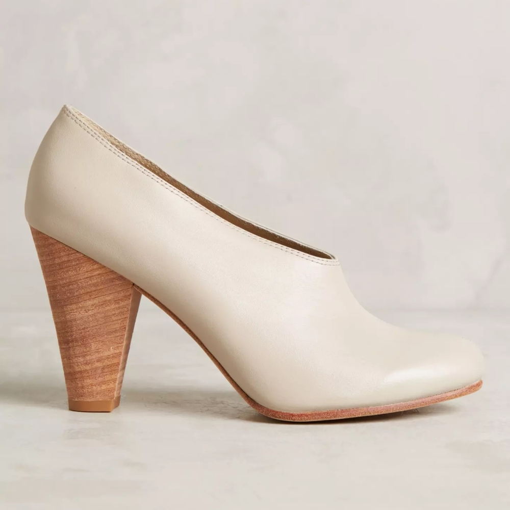 NWOT Fortress of Inca Lucita Cream Size 6